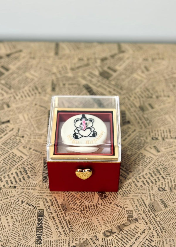 Cake Box with Hidden Ring